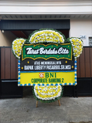 Papan Bunga Duka di Palipi