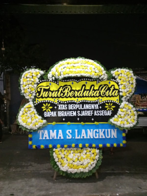 Papan Bunga Duka di Palipi