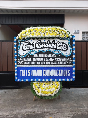 Papan Bunga Duka di Palipi